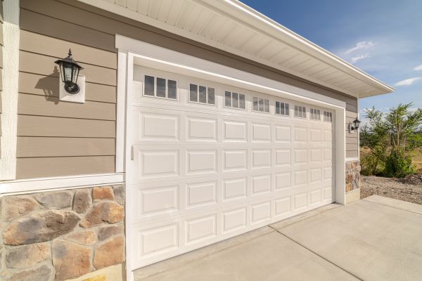 Cost of Garage Lifting in Rockford